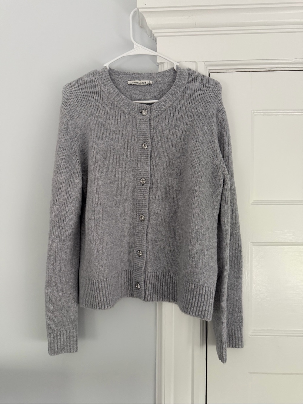 Abercrombie & Fitch Light Gray Cardigan